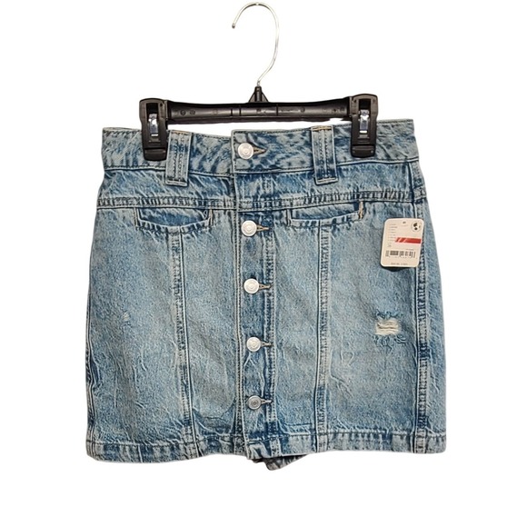 We The Free Dresses & Skirts - WE THE FREE Denim Button Front‎ Distressed Mini Skort Blue